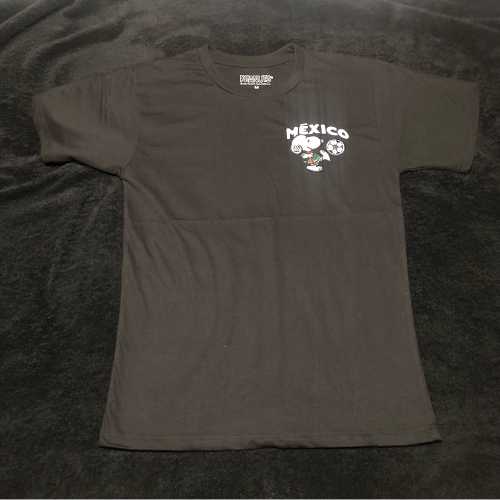 Snoopy Peanuts Mexico T-Shirt, Size Medium, Black, Lightweights, Relaxed Fit